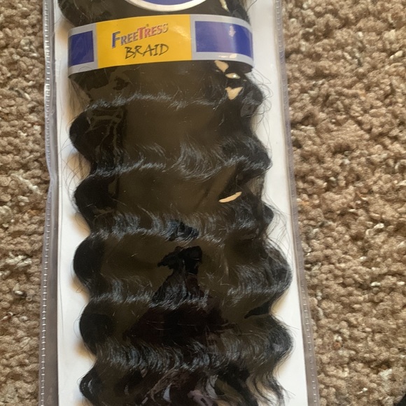 NWT freetress shake n go braiding hair, crochet & latch hook 22” 1b - Picture 3 of 5